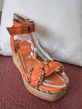 Load image into Gallery viewer, ZAPATOS
